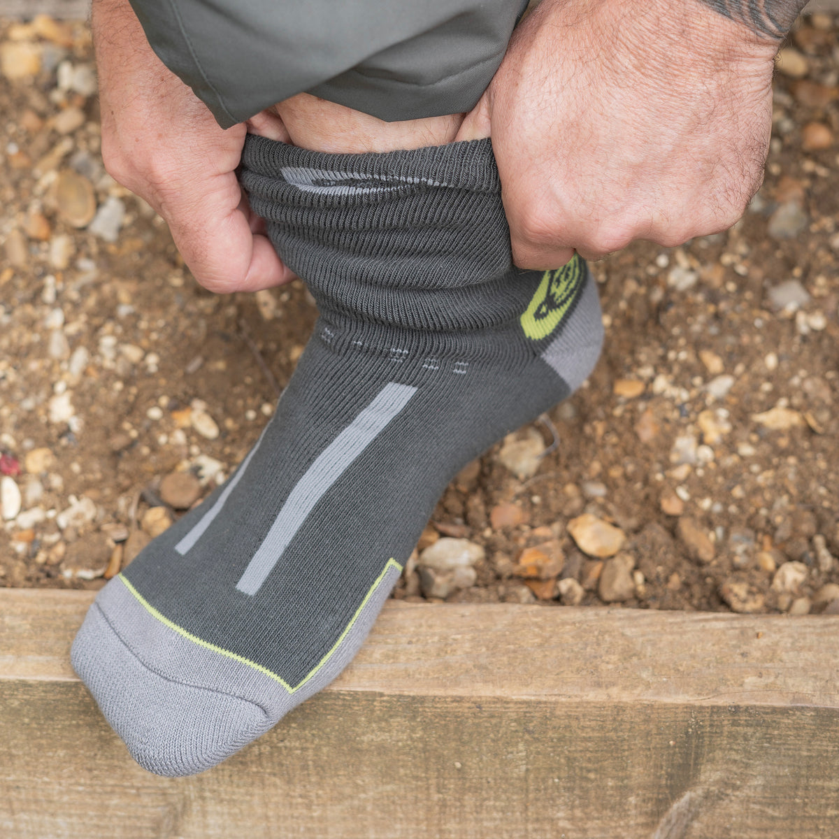 APEarel ThermaPro Thermal Socks Green