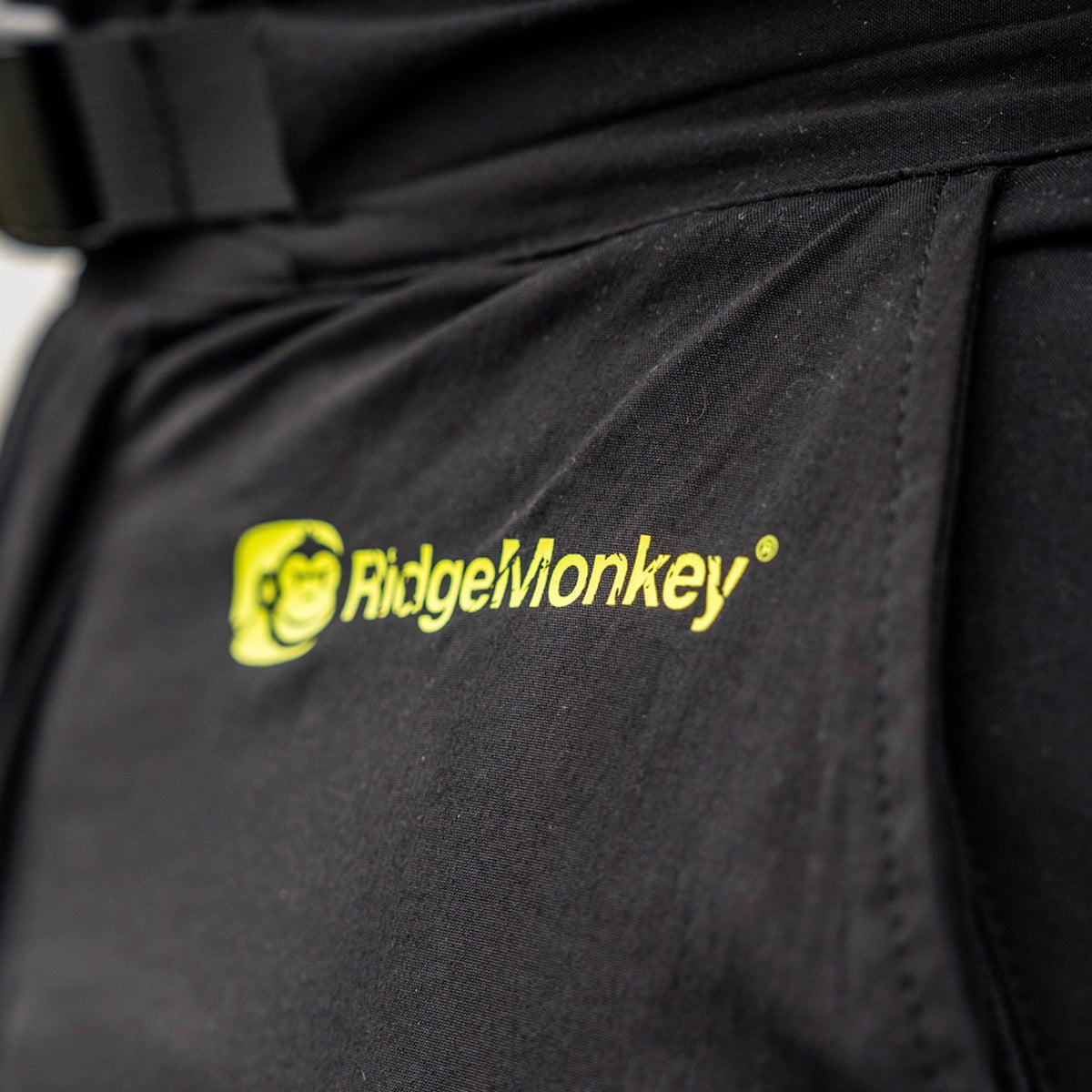 Apearel Lightweight Classic Cargo Trousers