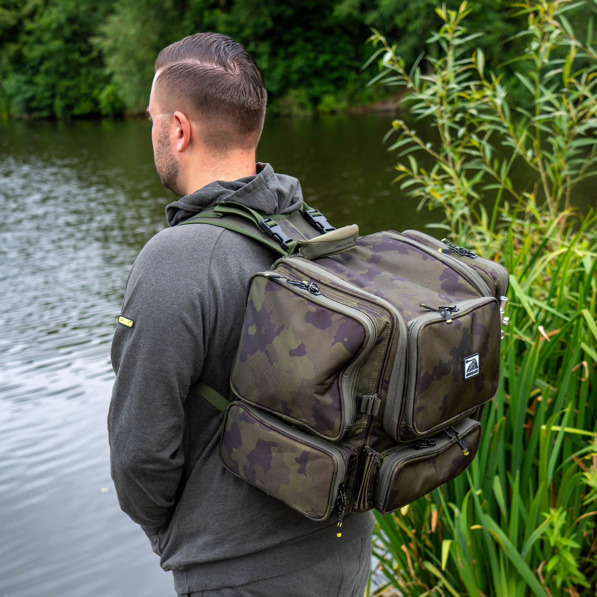 Ruggage 40 Litre Rucksack and Accessory Case Bundle
