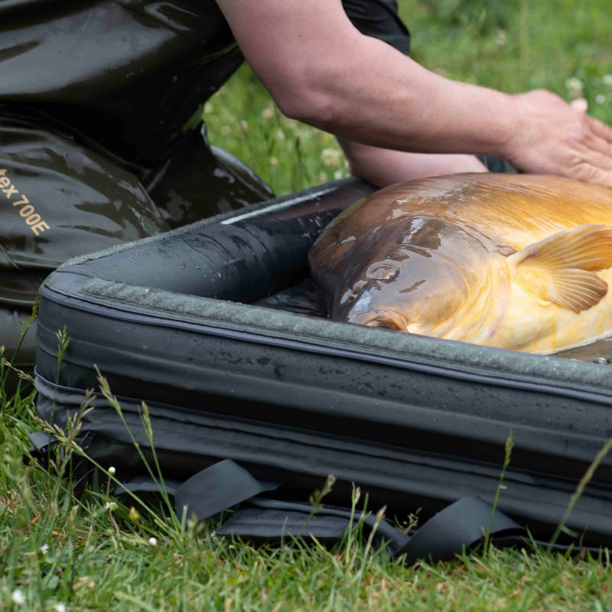 ProCare Inflatable Unhooking Mat