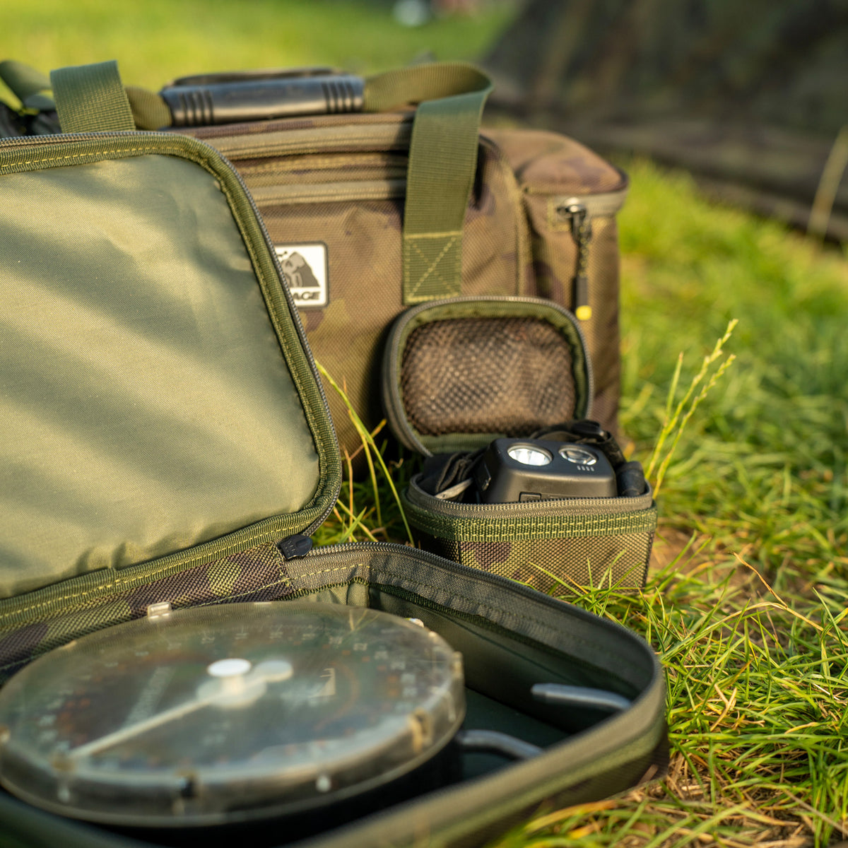 Ruggage Compact Scales Pouch