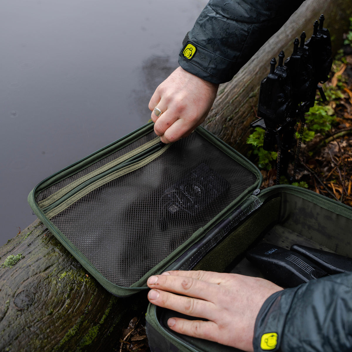 Ruggage Standard Accessory Case 330