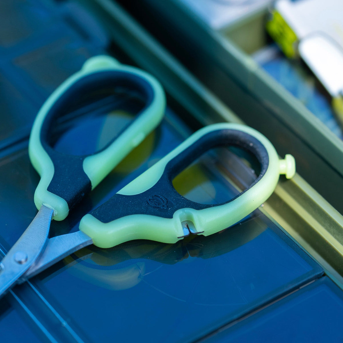 Nite Glo Strip n Snip Scissors