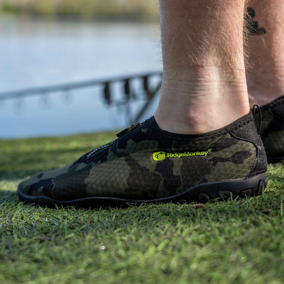 APEarel Dropback Aqua Shoes Camo