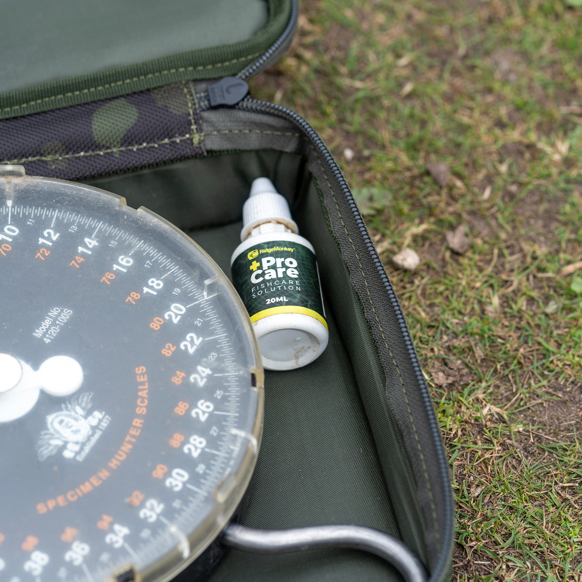 Ruggage Compact Scales Pouch
