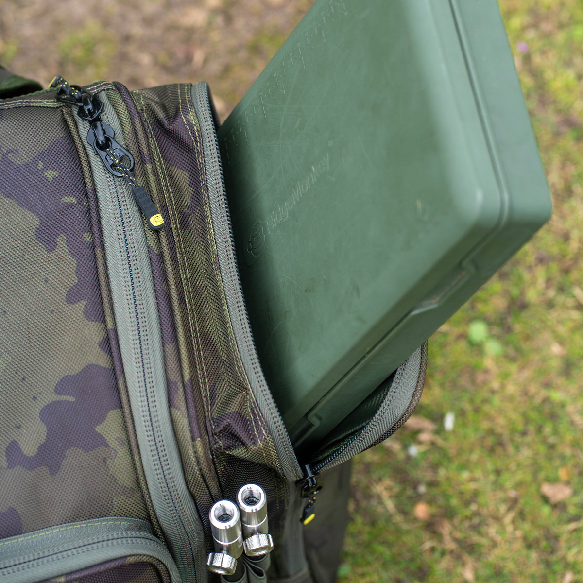 Ruggage 40 Litre Rucksack and Accessory Case Bundle