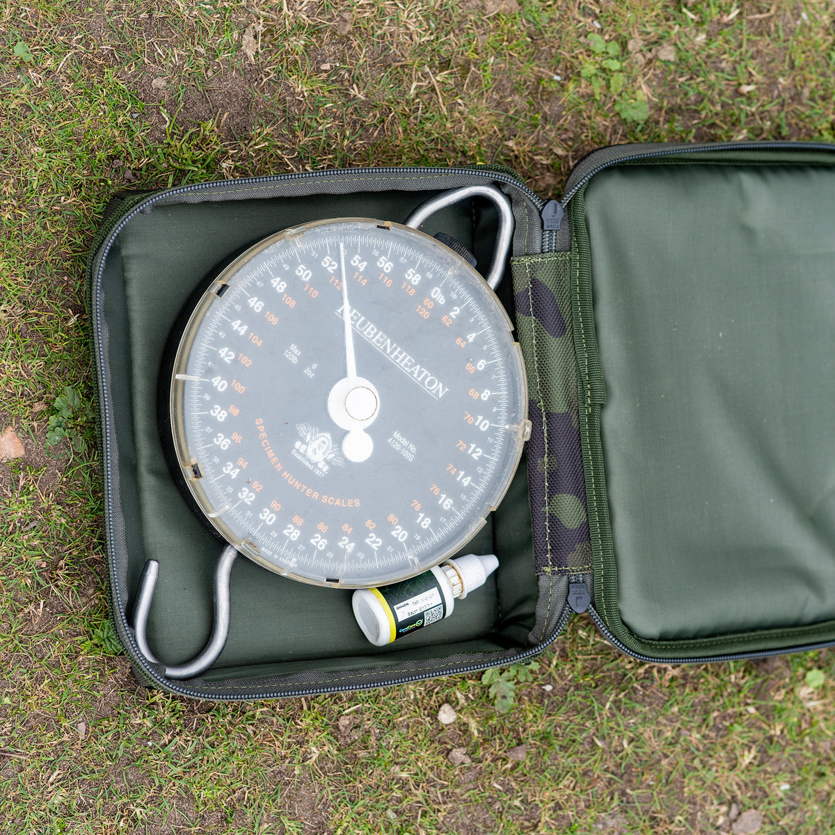 Ruggage Compact Scales Pouch