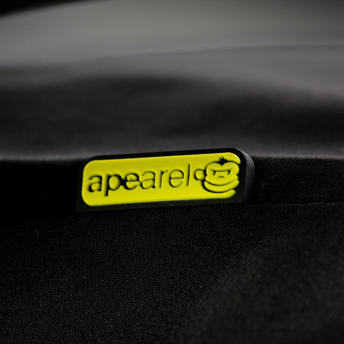Apearel Lightweight Classic Hydrophobic Jacket